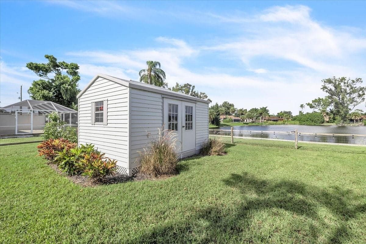 Single Family Residence at 2947 ARGYLE RD, VENICE, photo 52 of 62