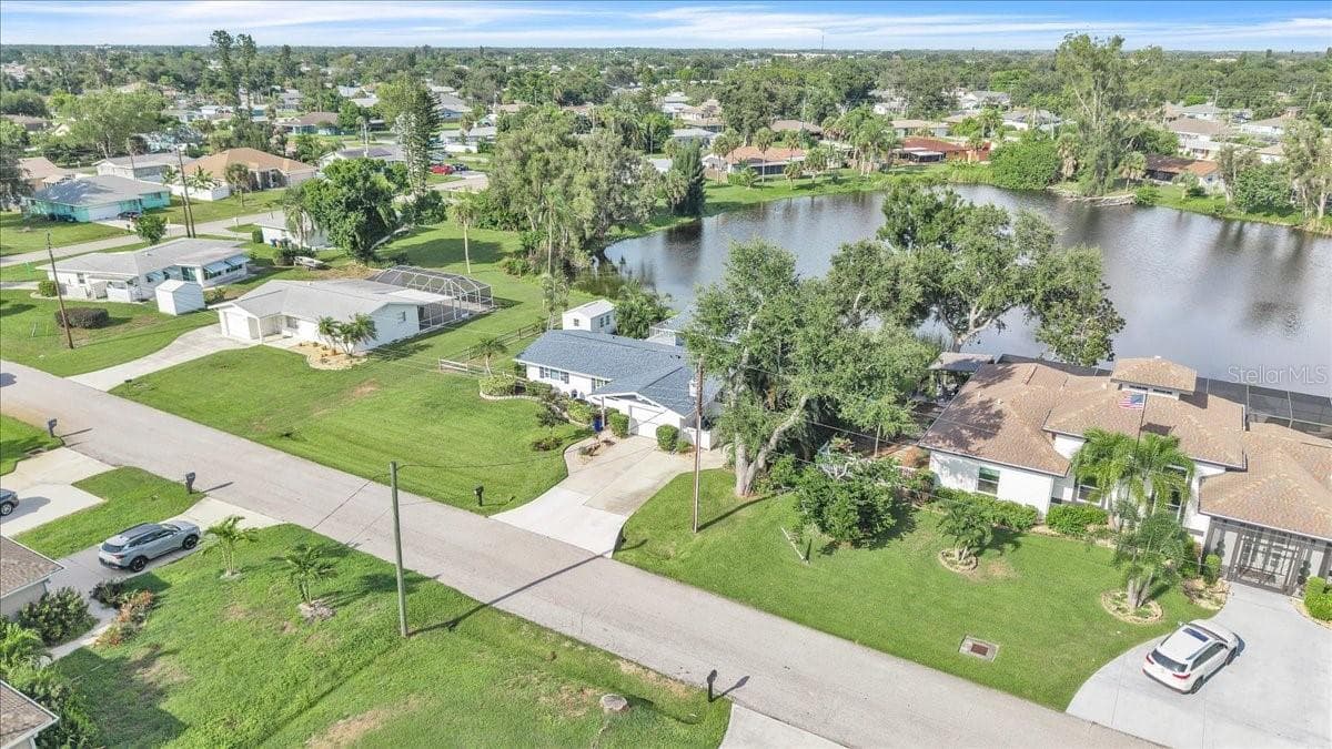Single Family Residence at 2947 ARGYLE RD, VENICE, photo 57 of 62