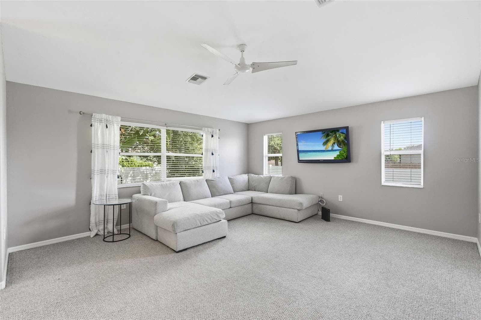 Single Family Residence at 413 NW 17TH PL, CAPE CORAL, photo 5 of 34