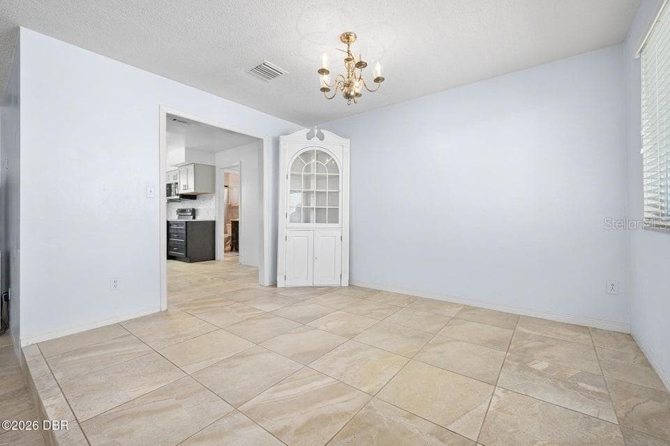 Single Family Residence at 190 ELLICOTT DR, ORMOND BEACH, photo 13 of 59