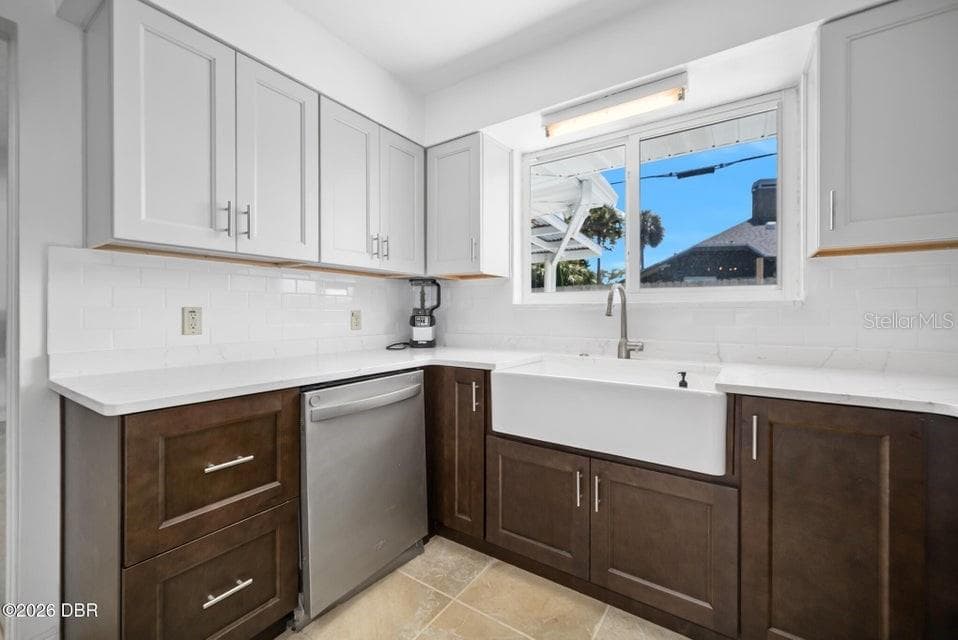 Single Family Residence at 190 ELLICOTT DR, ORMOND BEACH, photo 18 of 59