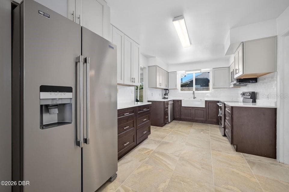 Single Family Residence at 190 ELLICOTT DR, ORMOND BEACH, photo 19 of 59