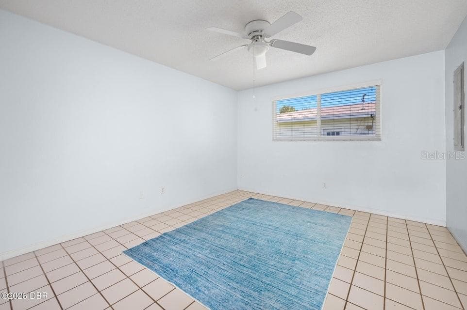 Single Family Residence at 190 ELLICOTT DR, ORMOND BEACH, photo 30 of 59