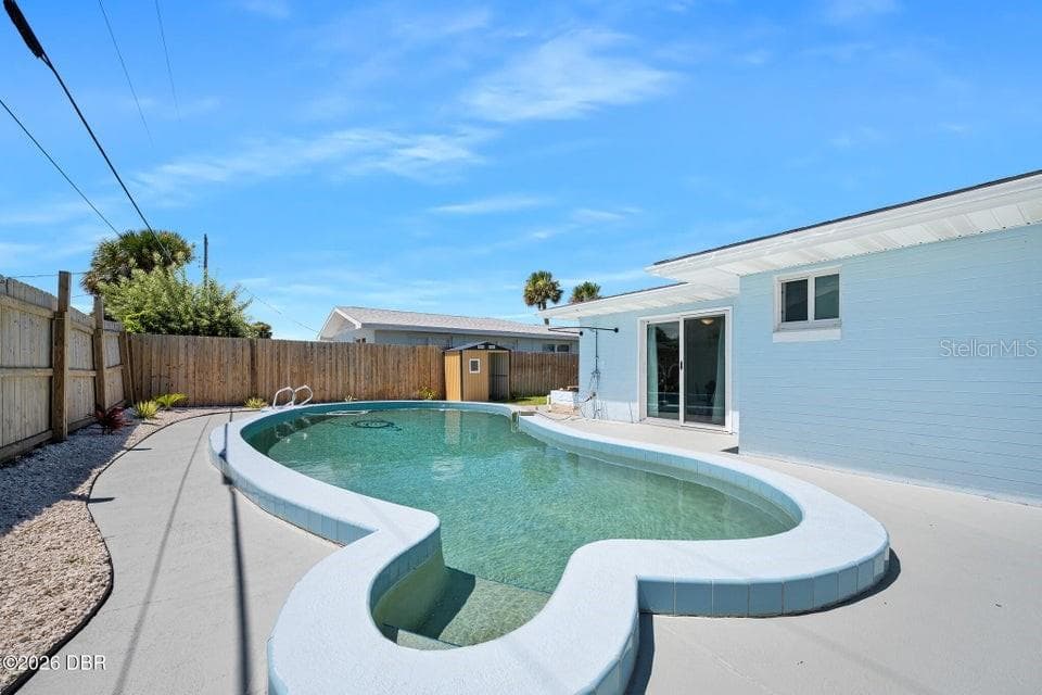 Single Family Residence at 190 ELLICOTT DR, ORMOND BEACH, photo 42 of 59