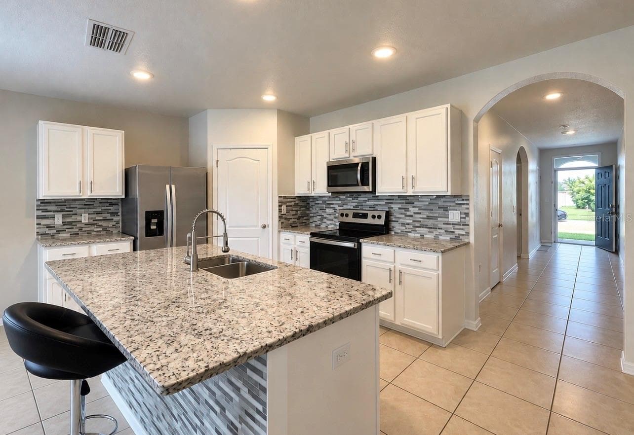 Single Family Residence at 664 TORTUGAS ST, HAINES CITY, photo 11 of 22