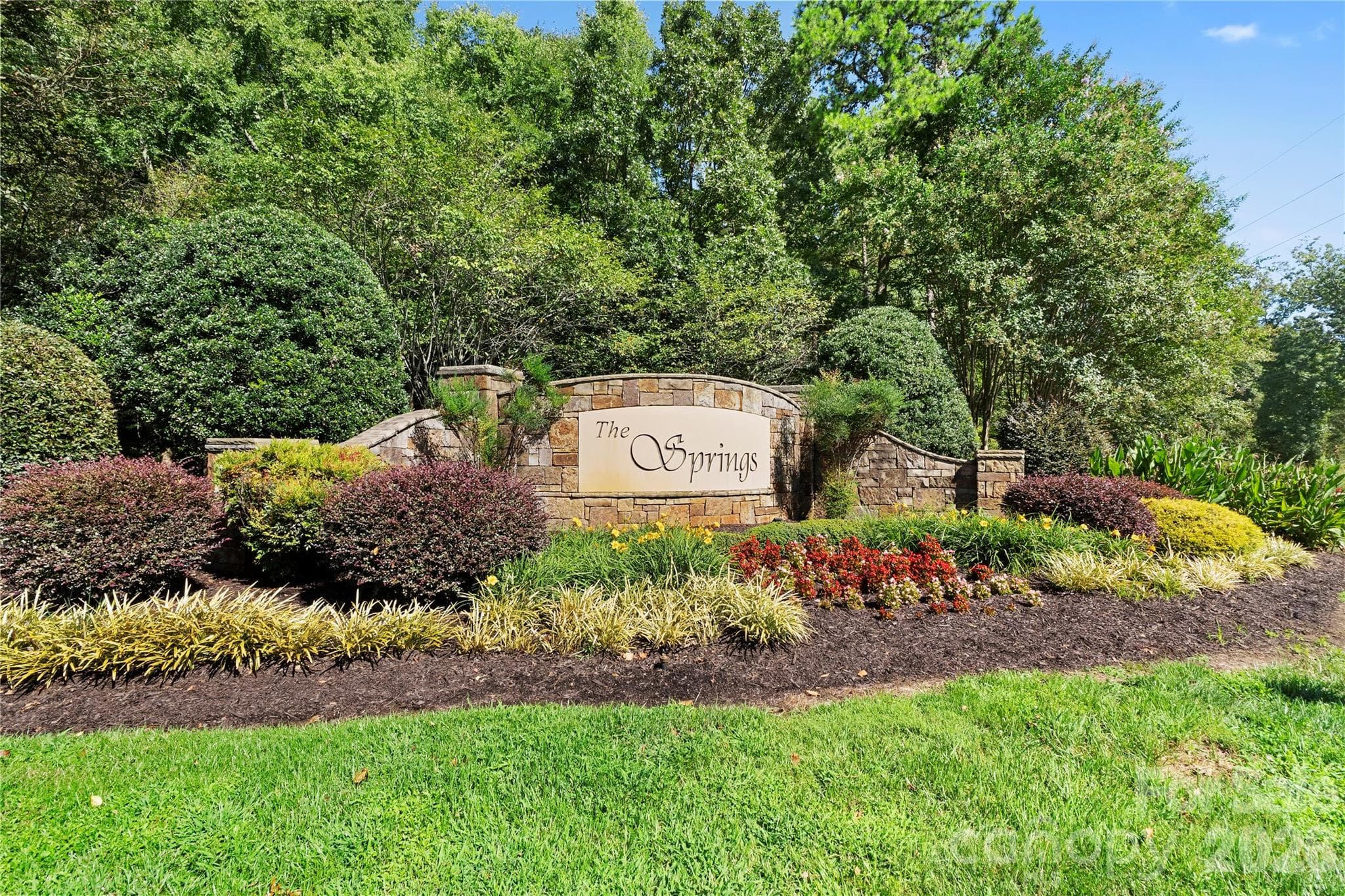 686 Palisade Trace