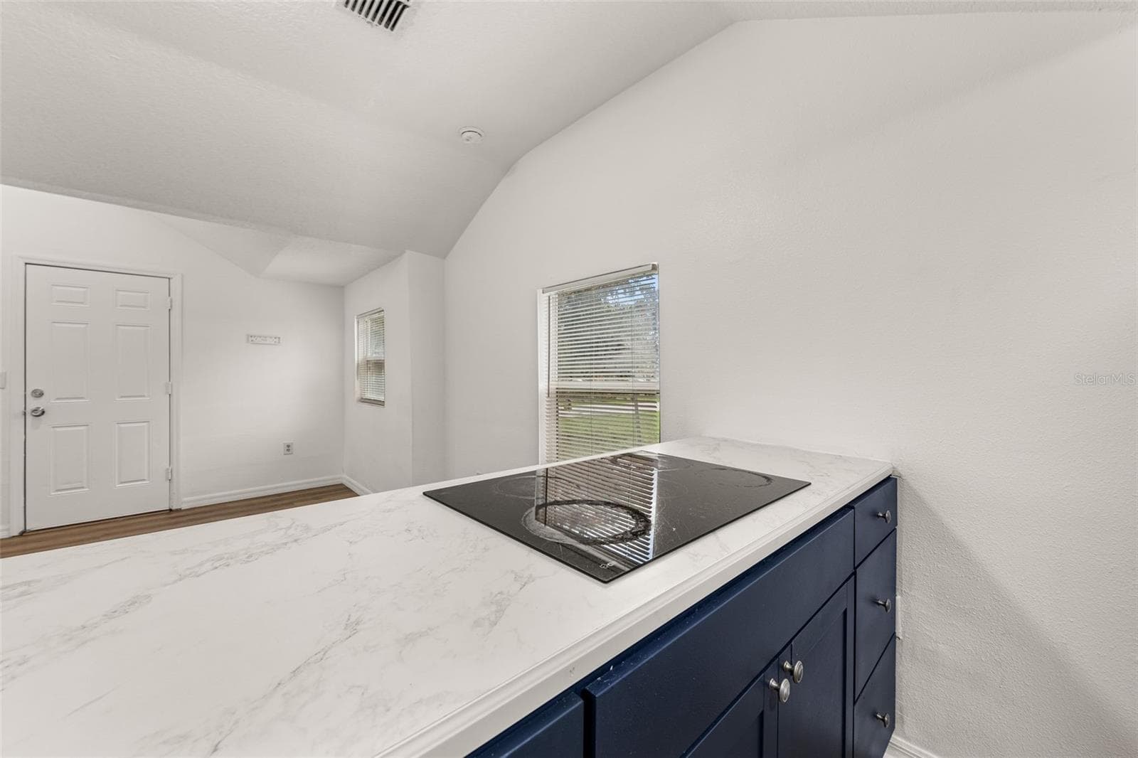 Single Family Residence at 828 BOOKER AVE, SEBRING, photo 10 of 35