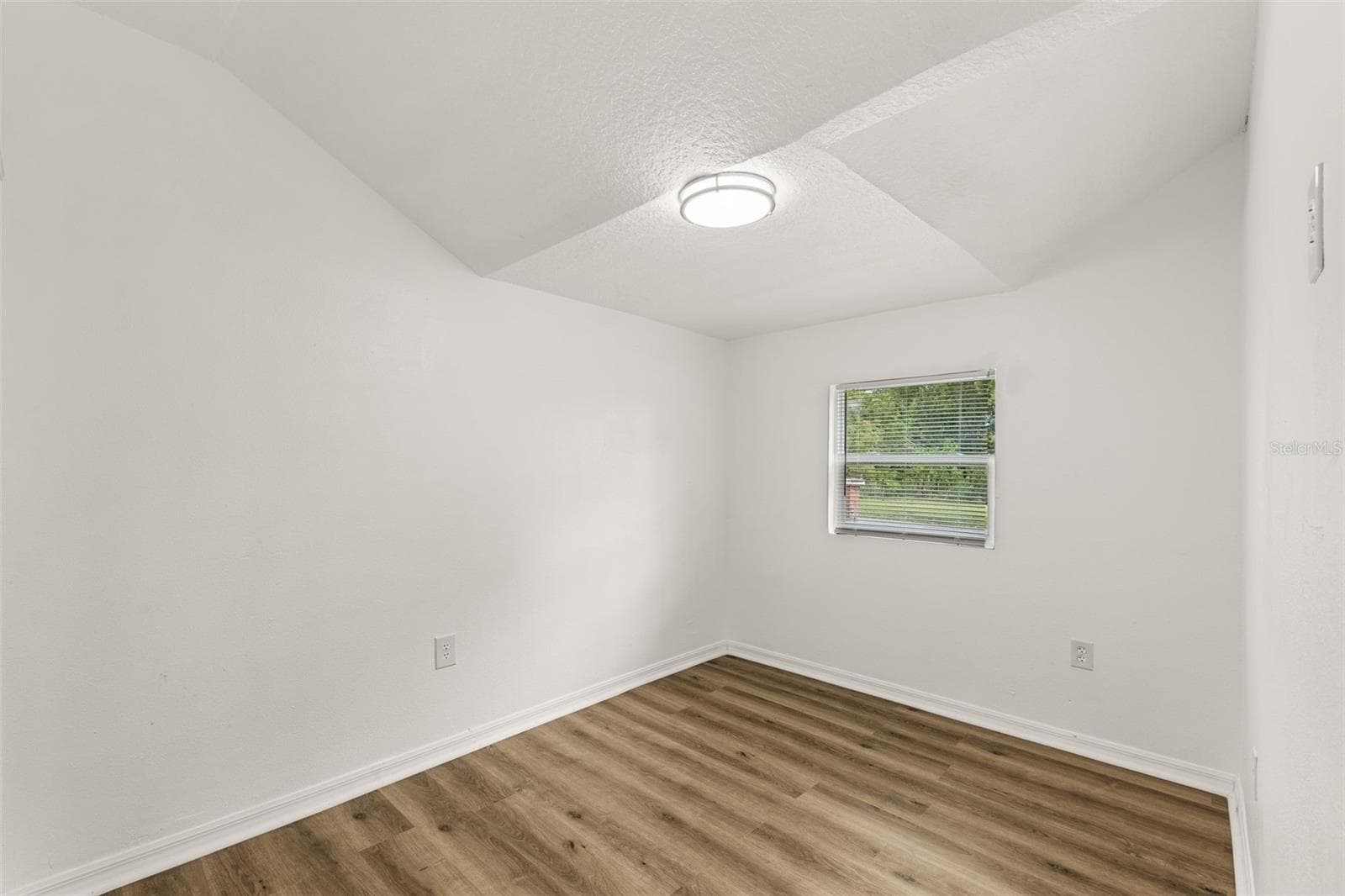 Single Family Residence at 828 BOOKER AVE, SEBRING, photo 17 of 35