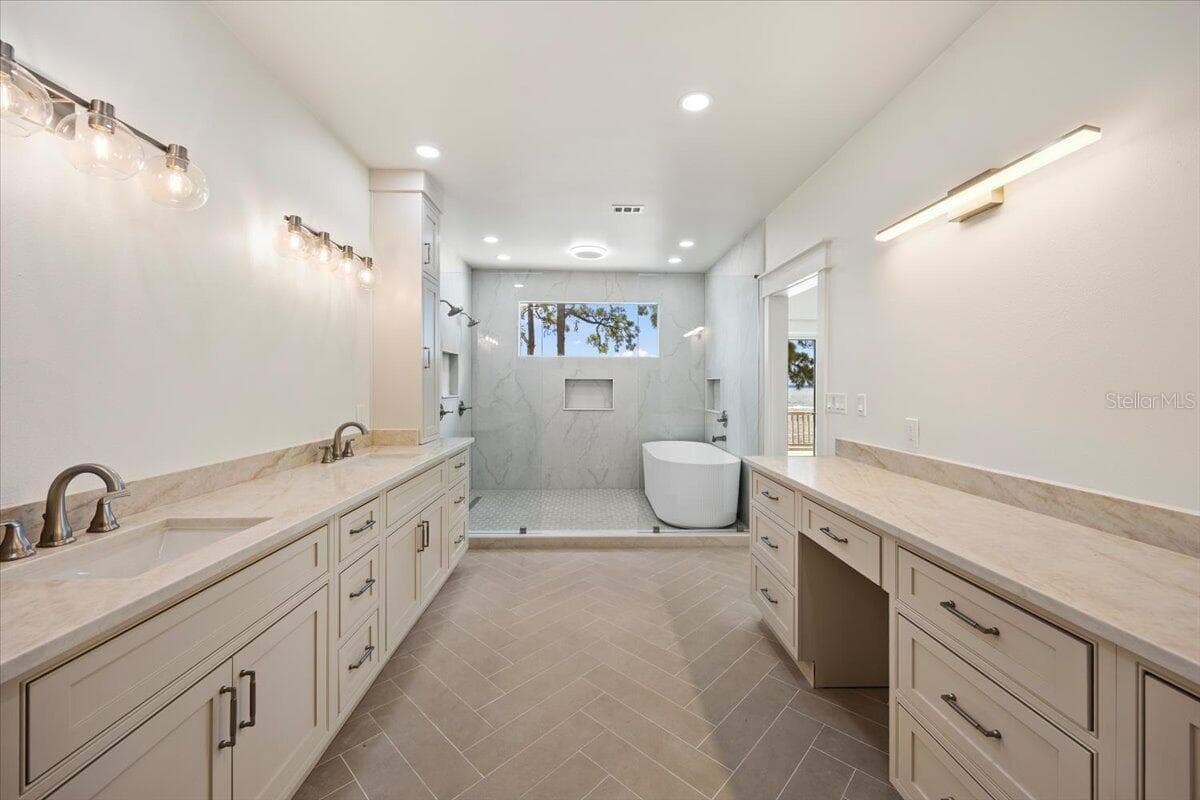 Single Family Residence at 609 CALHOUN AVE, DESTIN, photo 57 of 83