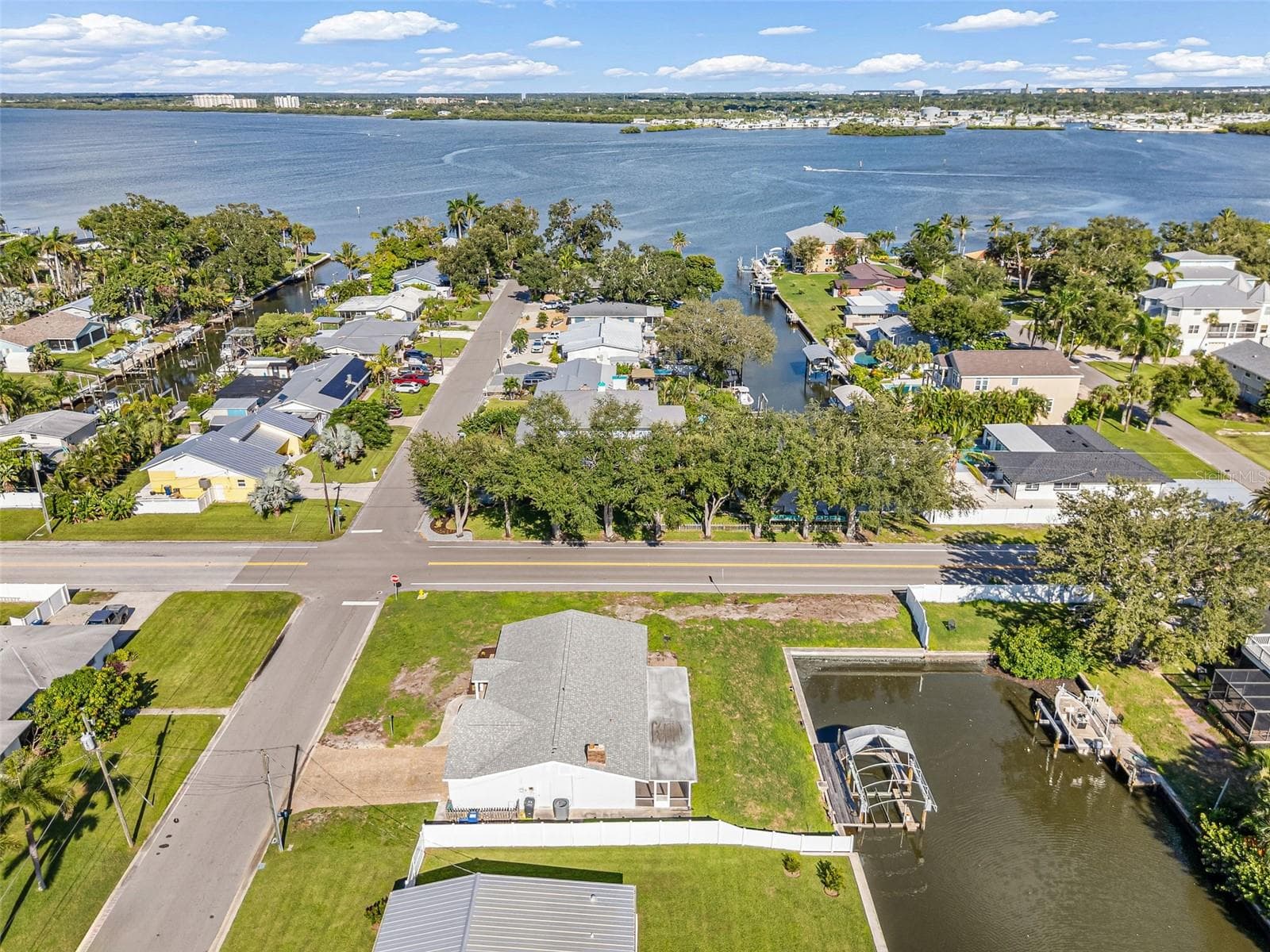 Single Family Residence at 4405 PINFISH LN, PALMETTO, photo 40 of 41