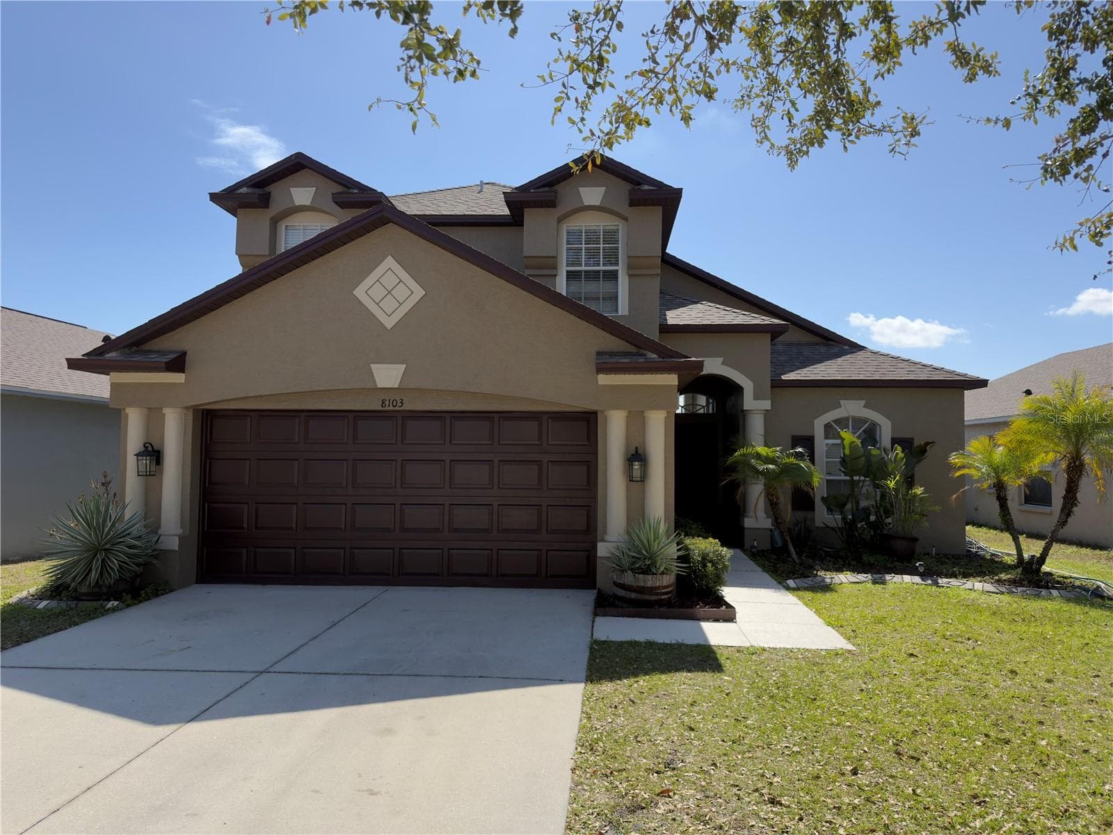 Single Family Residence at 8103 TAR HOLLOW DR, GIBSONTON, photo 2 of 28