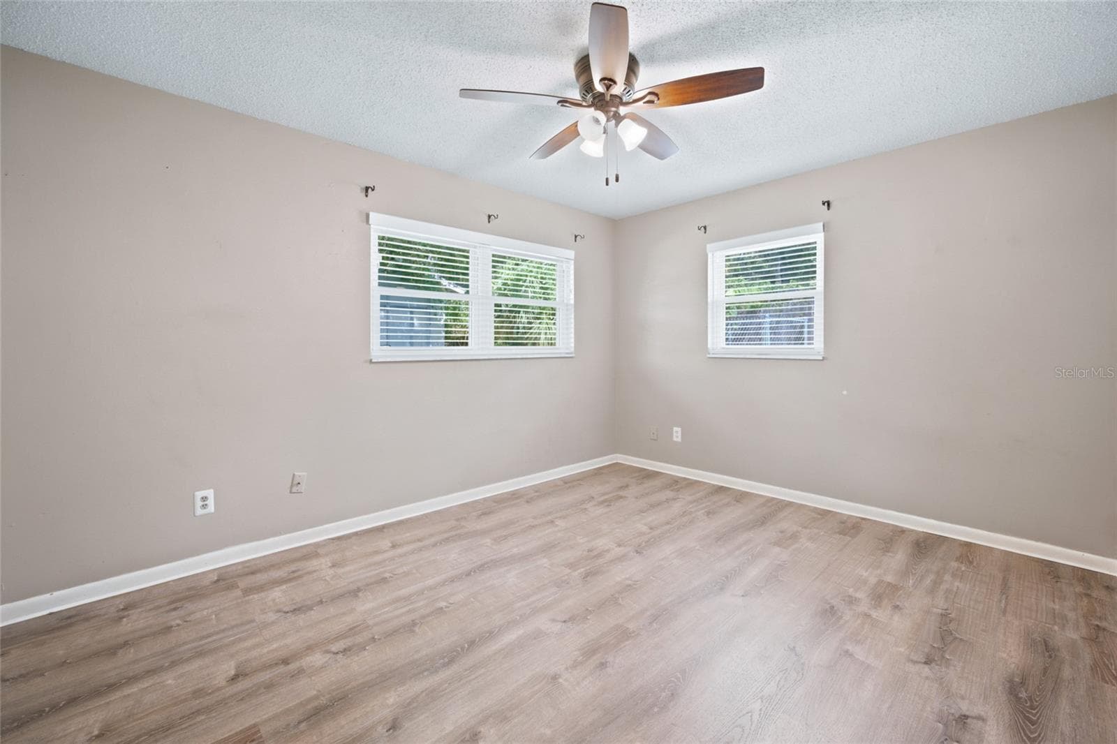 Single Family Residence at 3807 SE 8TH ST, OCALA, photo 17 of 33
