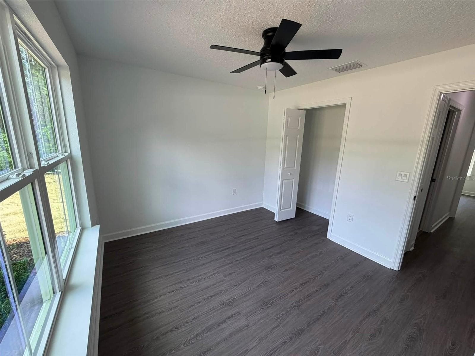 Single Family Residence at 13953 SE 51ST CT, SUMMERFIELD, photo 11 of 13