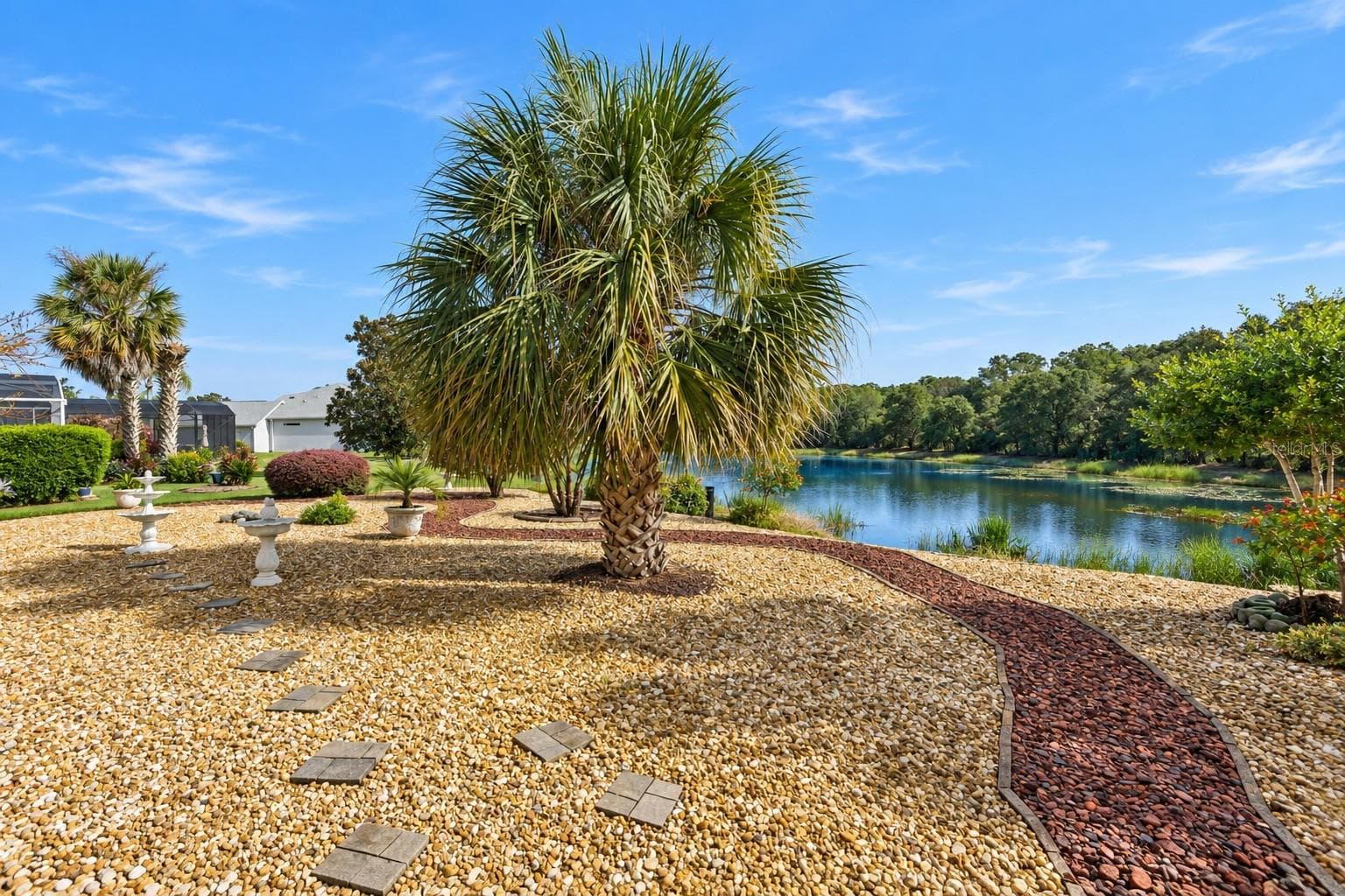 Single Family Residence at 24242 E BELLE MEDE DR, LEESBURG, photo 5 of 61