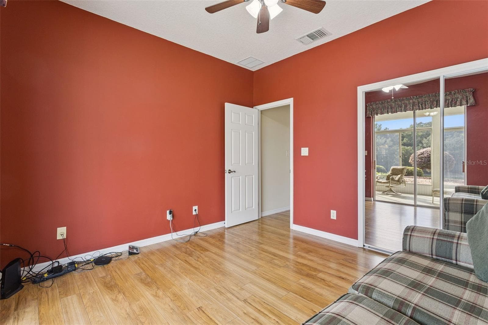 G - 24242 E BELLE MEDE DR, LEESBURG