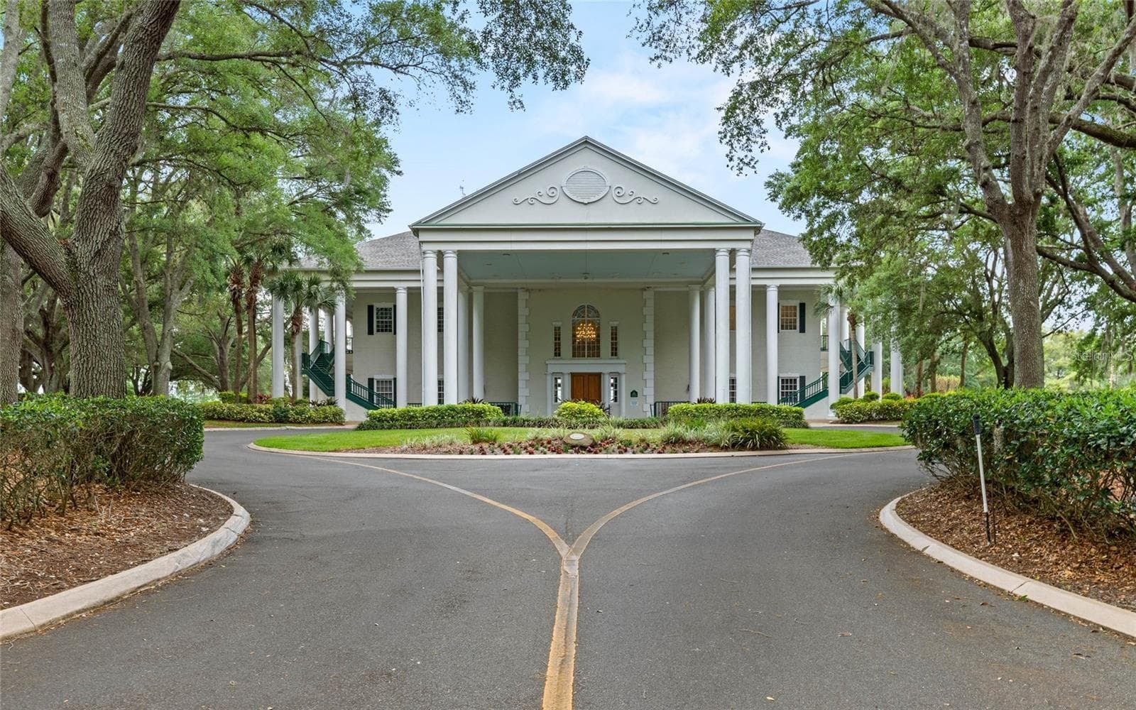 The Manor 1 of 3 Activity Centers - 24242 E BELLE MEDE DR, LEESBURG