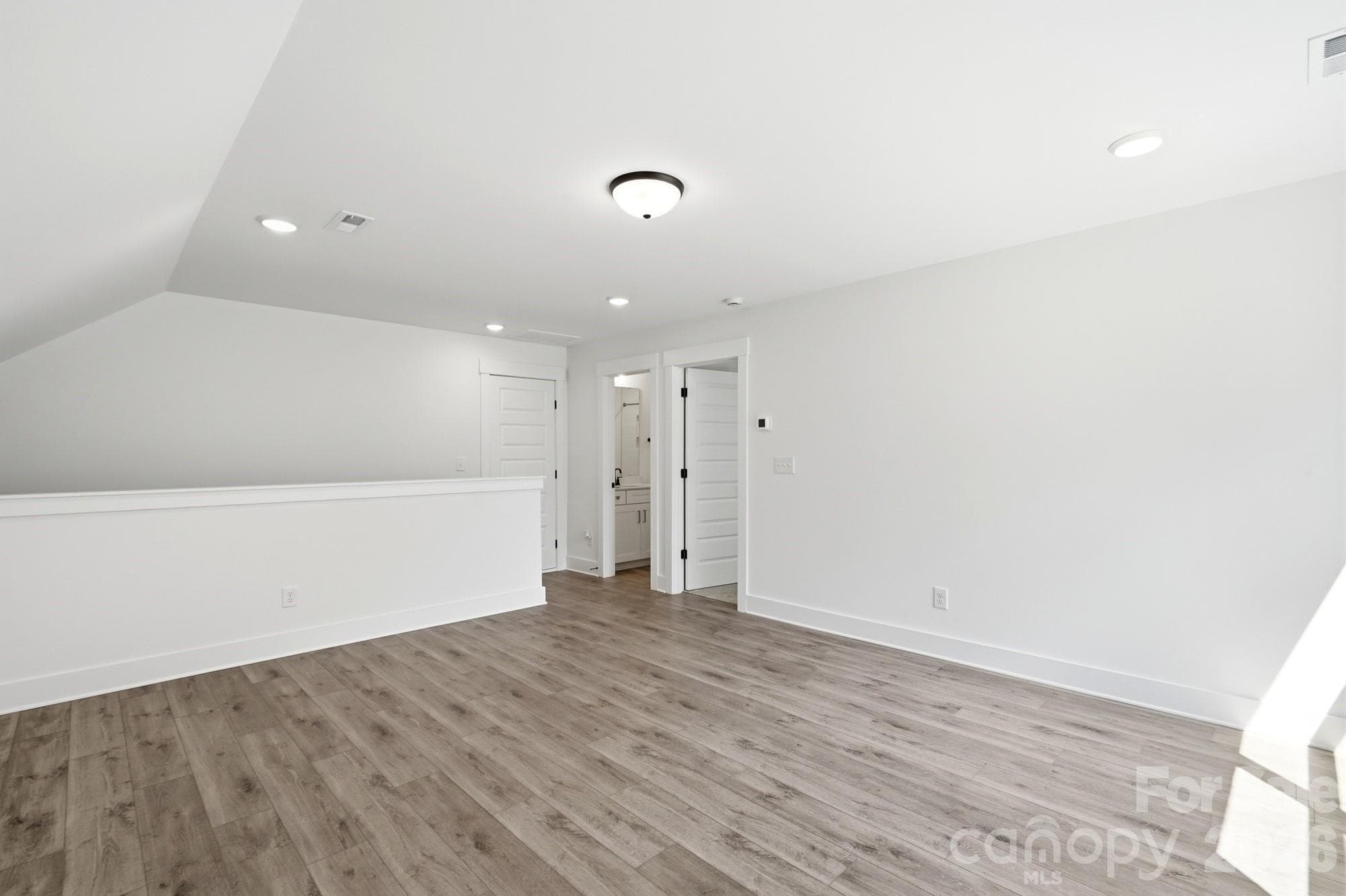 Upper level loft - 5064 McLaughlin Loop, Waxhaw