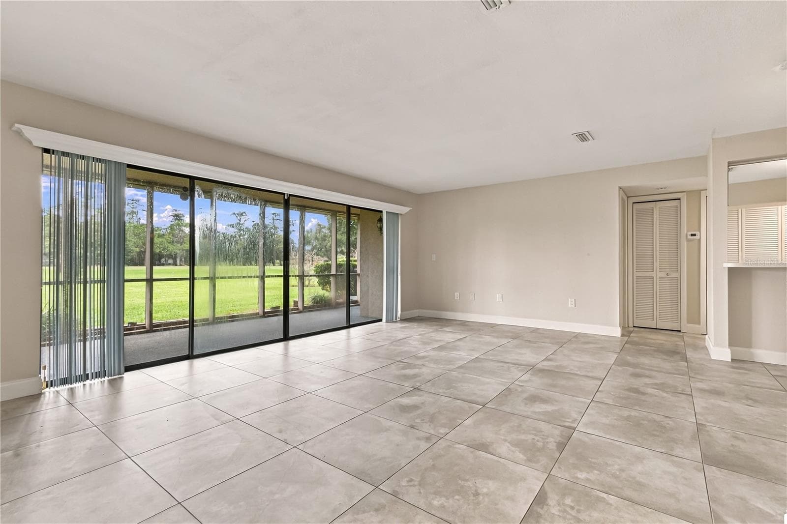 Villa at 260 MICHAELS CIR, OLDSMAR, photo 10 of 65