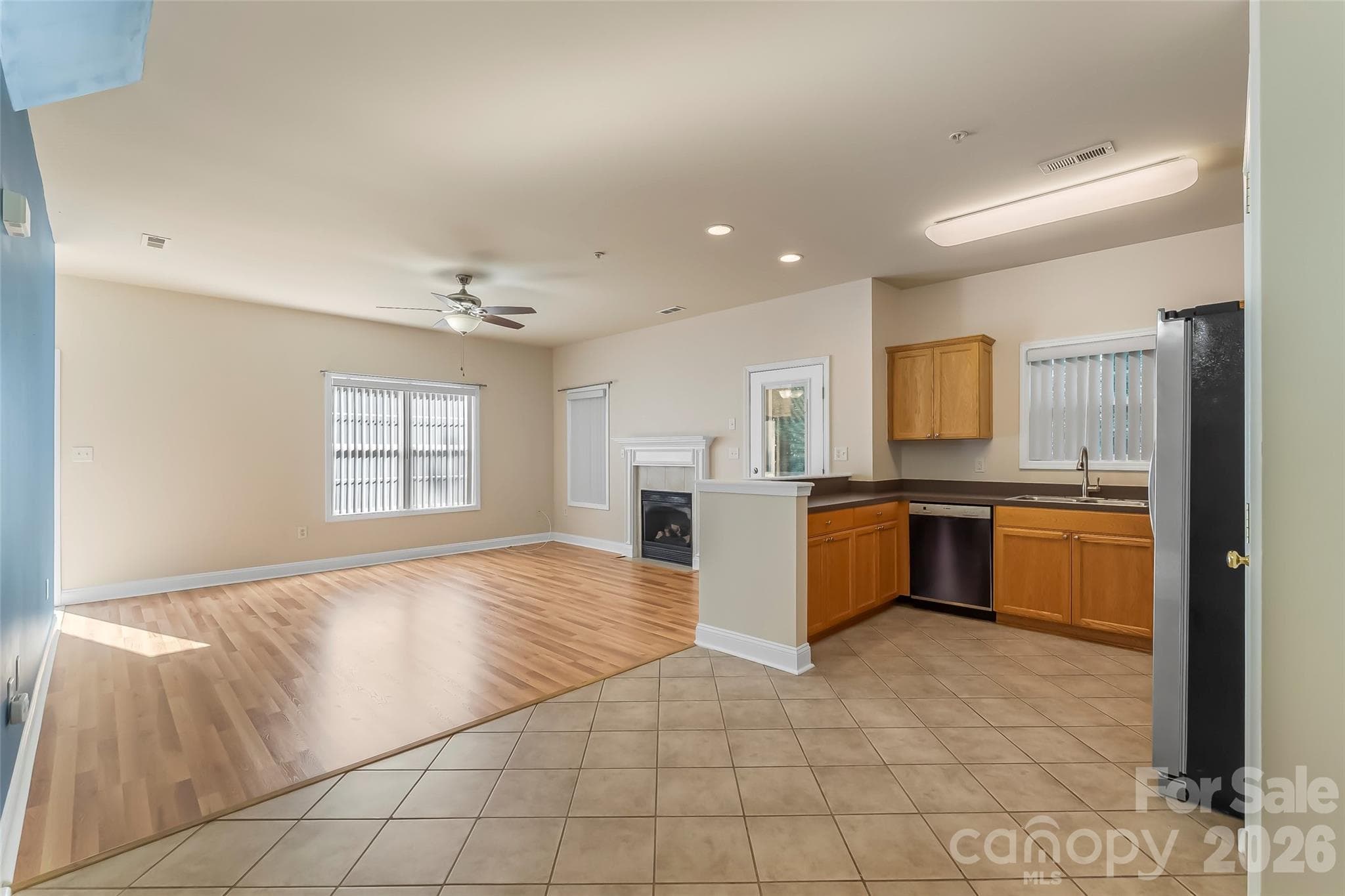 Condominium at 1360 21st Avenue NE, Hickory, photo 8 of 30