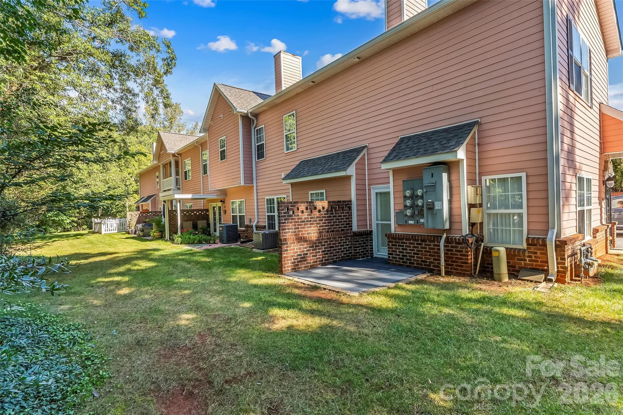 Condominium at 1360 21st Avenue NE, Hickory, photo 27 of 30