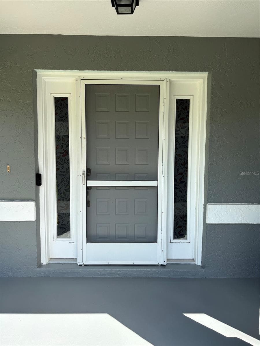 Front porch - 19005 SW 98TH LOOP, DUNNELLON
