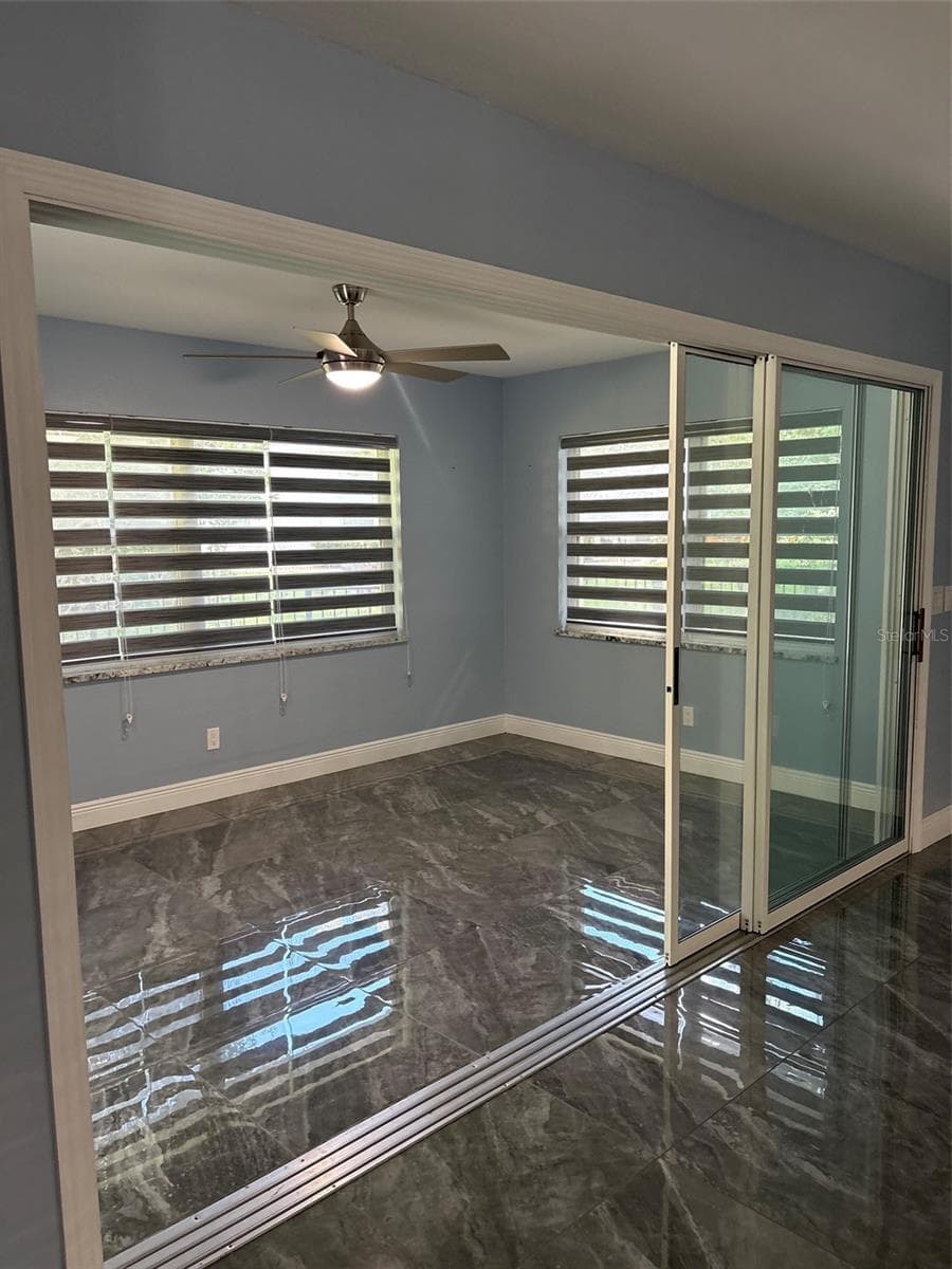 Florida room - 19005 SW 98TH LOOP, DUNNELLON