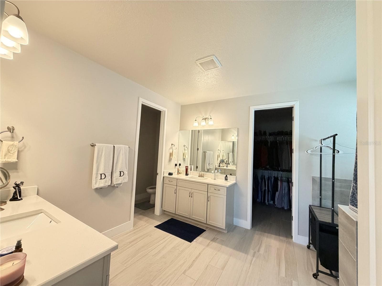 Single Family Residence at 5769 LONG SHORE LOOP, SARASOTA, photo 17 of 36