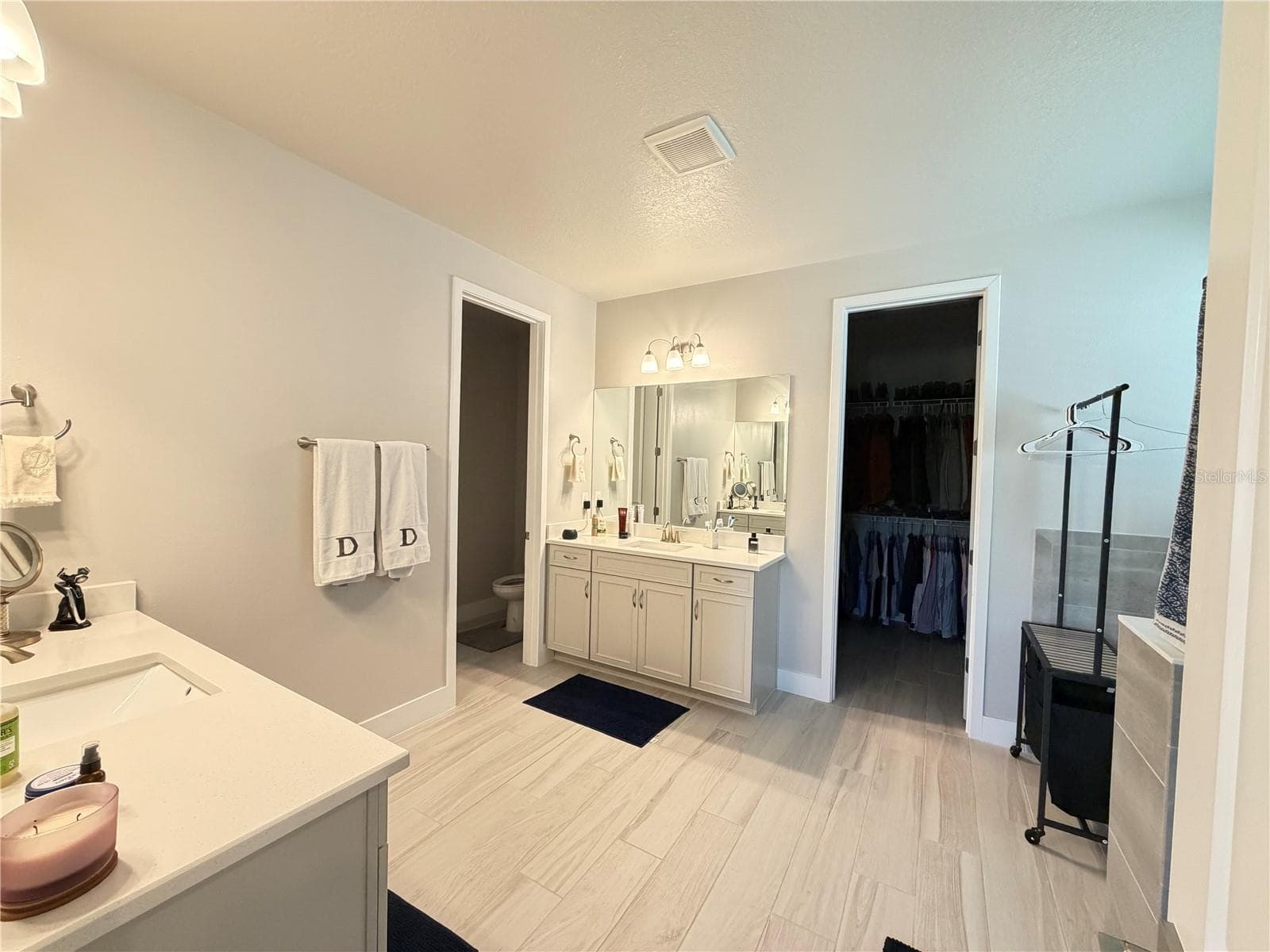 Single Family Residence at 5769 LONG SHORE LOOP, SARASOTA, photo 19 of 36
