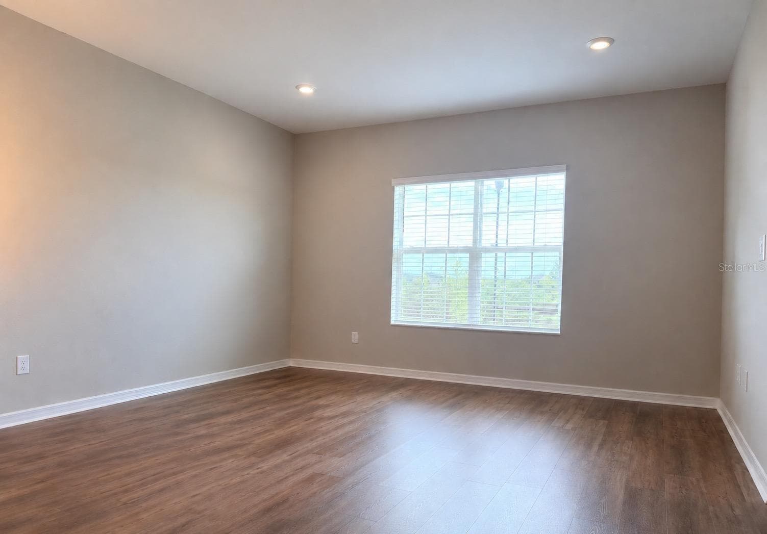 Townhouse at 5797 FRESHWATER CANYON DR, ST CLOUD, photo 3 of 18