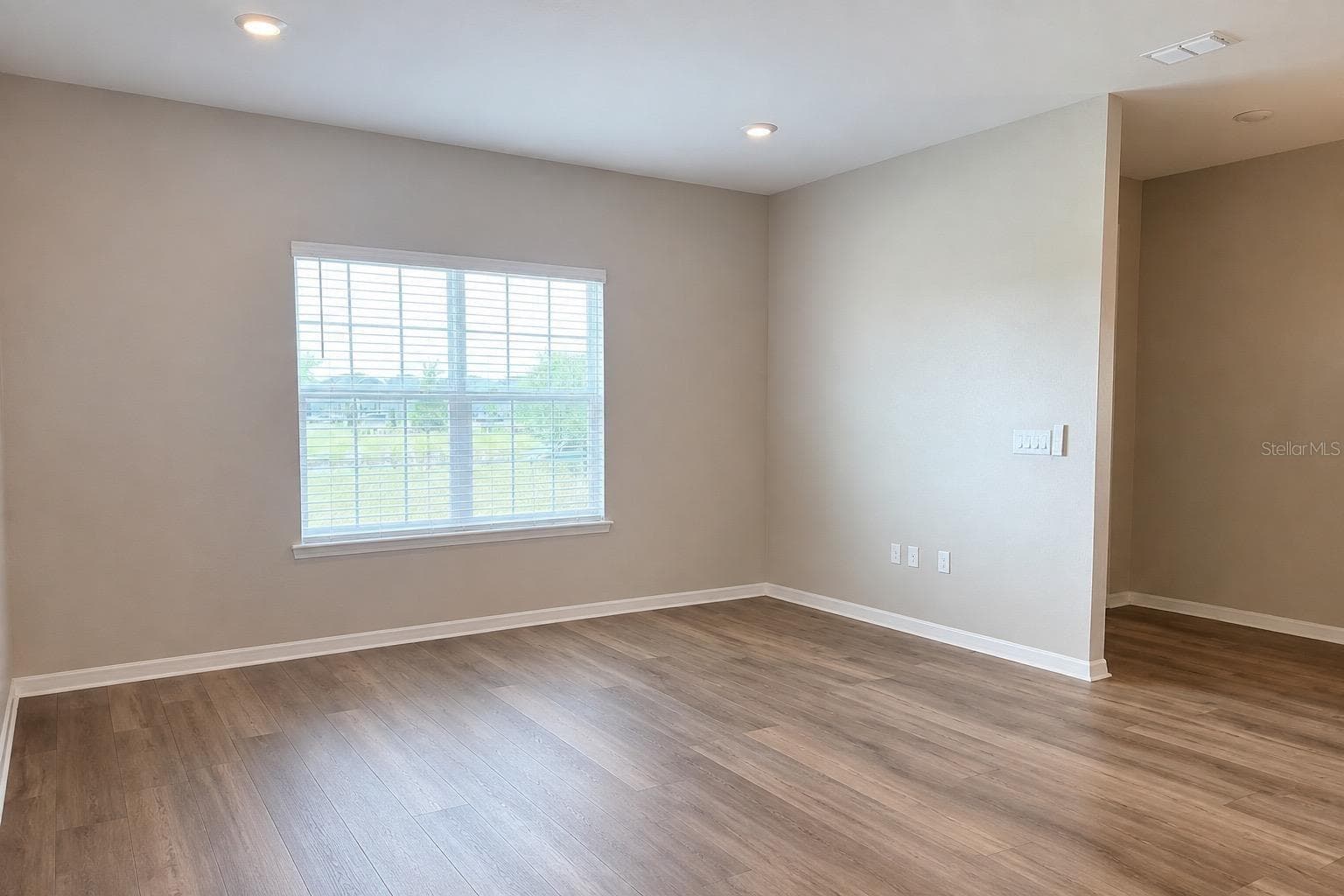 Townhouse at 5797 FRESHWATER CANYON DR, ST CLOUD, photo 4 of 18