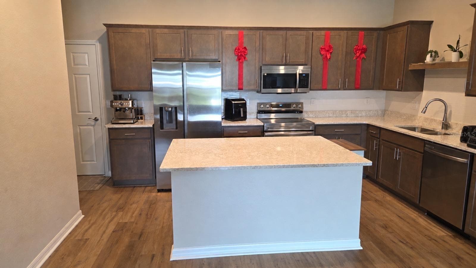 Townhouse at 5797 FRESHWATER CANYON DR, ST CLOUD, photo 5 of 18