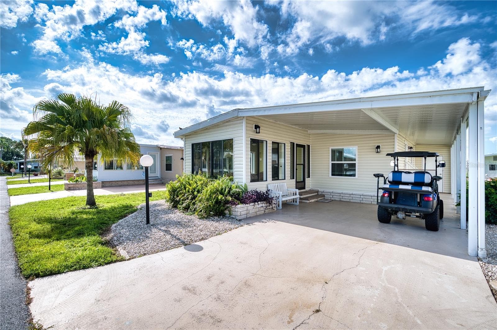 Manufactured Home at 110 TOBAGO WAY, NORTH PORT, photo 4 of 37