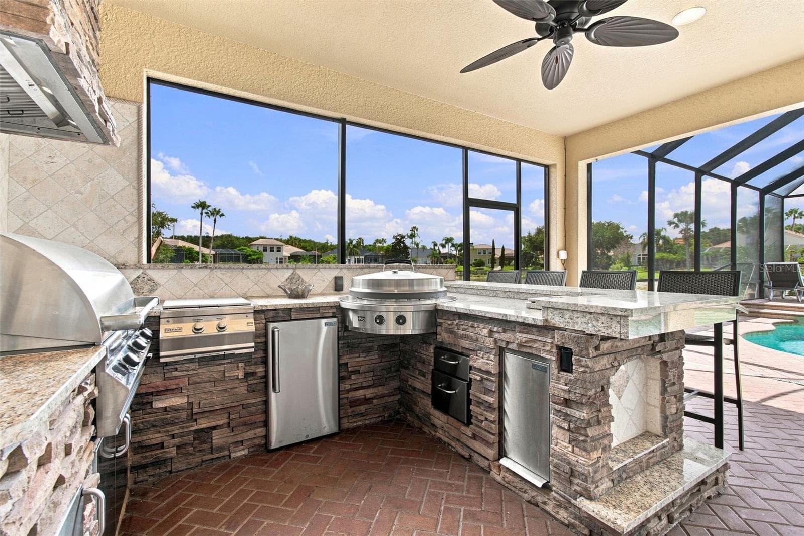 Single Family Residence at 10801 BARBADOS ISLE DR, TAMPA, photo 13 of 100