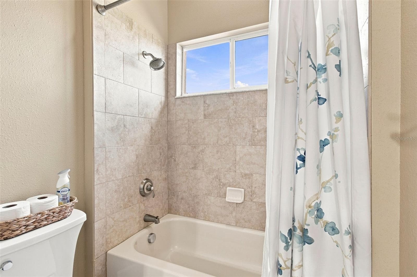 Single Family Residence at 10801 BARBADOS ISLE DR, TAMPA, photo 64 of 100