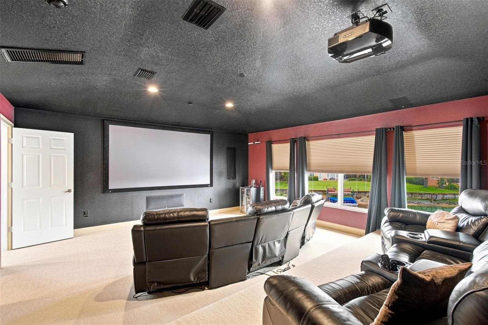Single Family Residence at 10801 BARBADOS ISLE DR, TAMPA, photo 69 of 100