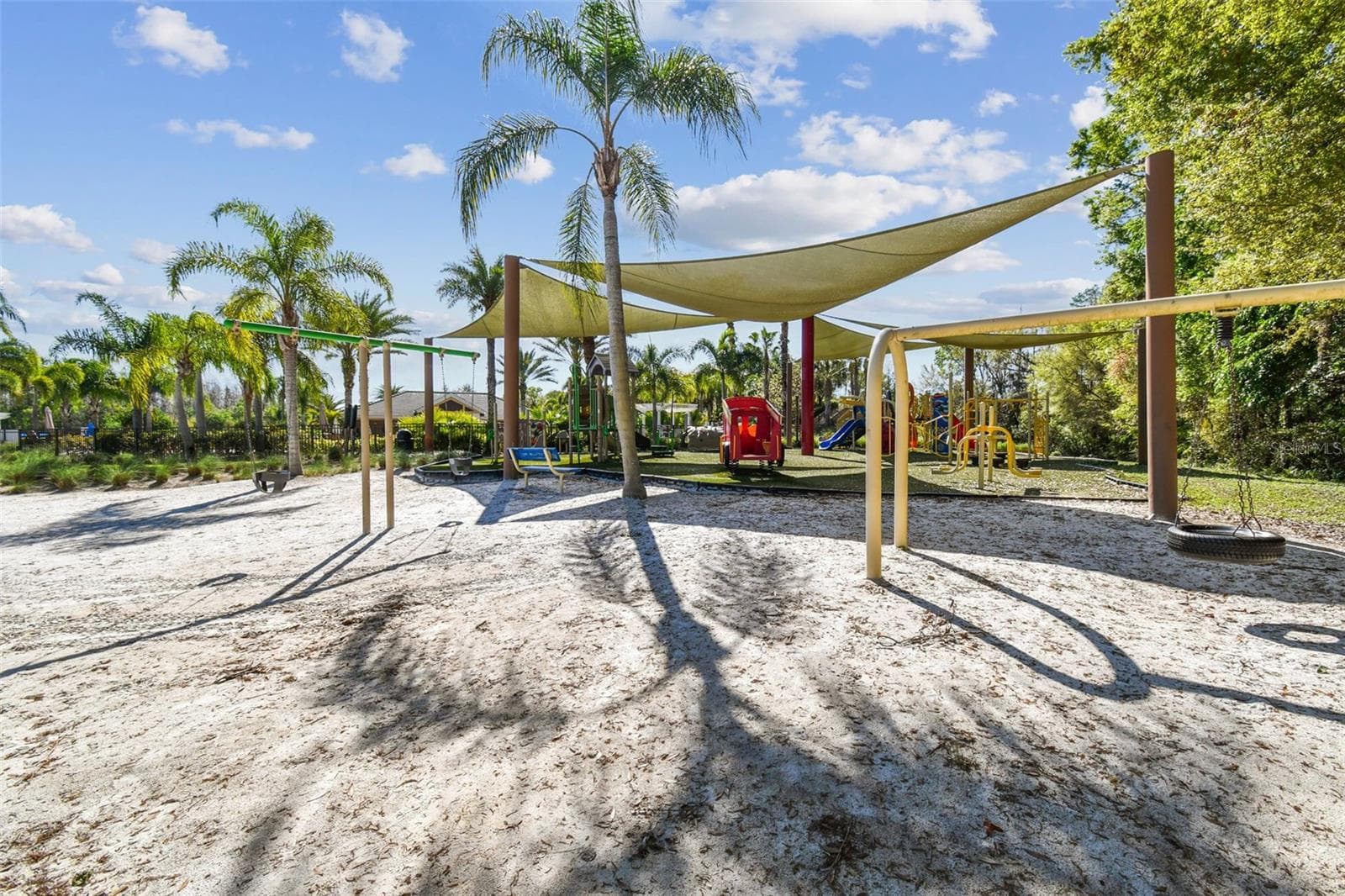 Single Family Residence at 10801 BARBADOS ISLE DR, TAMPA, photo 98 of 100