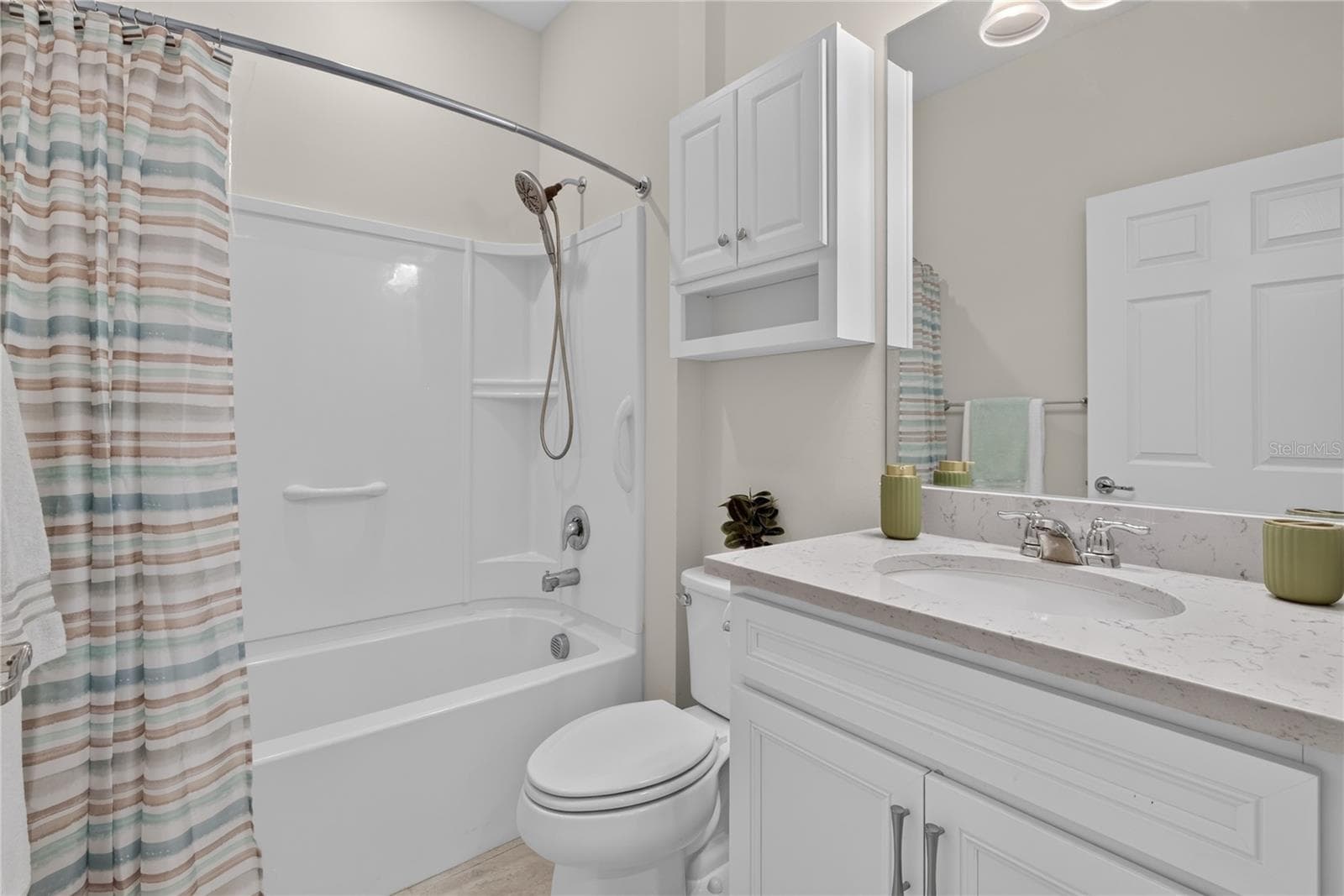 Guest Bathroom - 2539 BRASSICA DR, NORTH PORT
