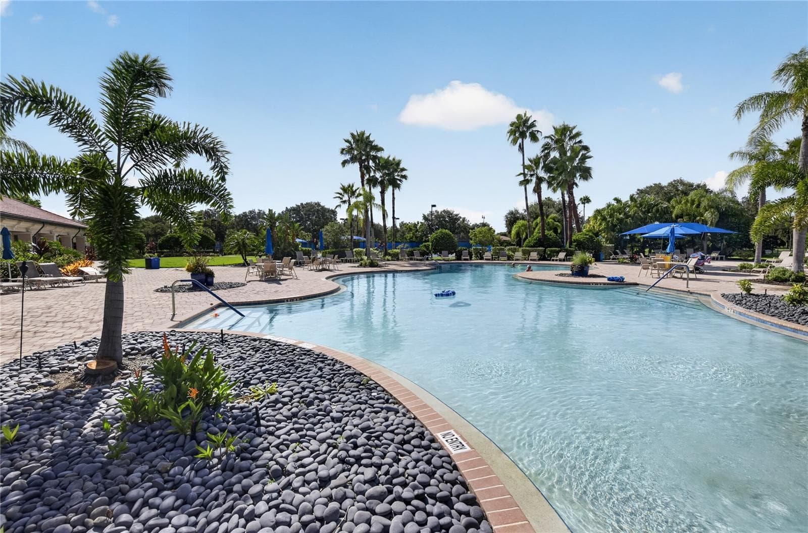 Resort style pool - 2539 BRASSICA DR, NORTH PORT