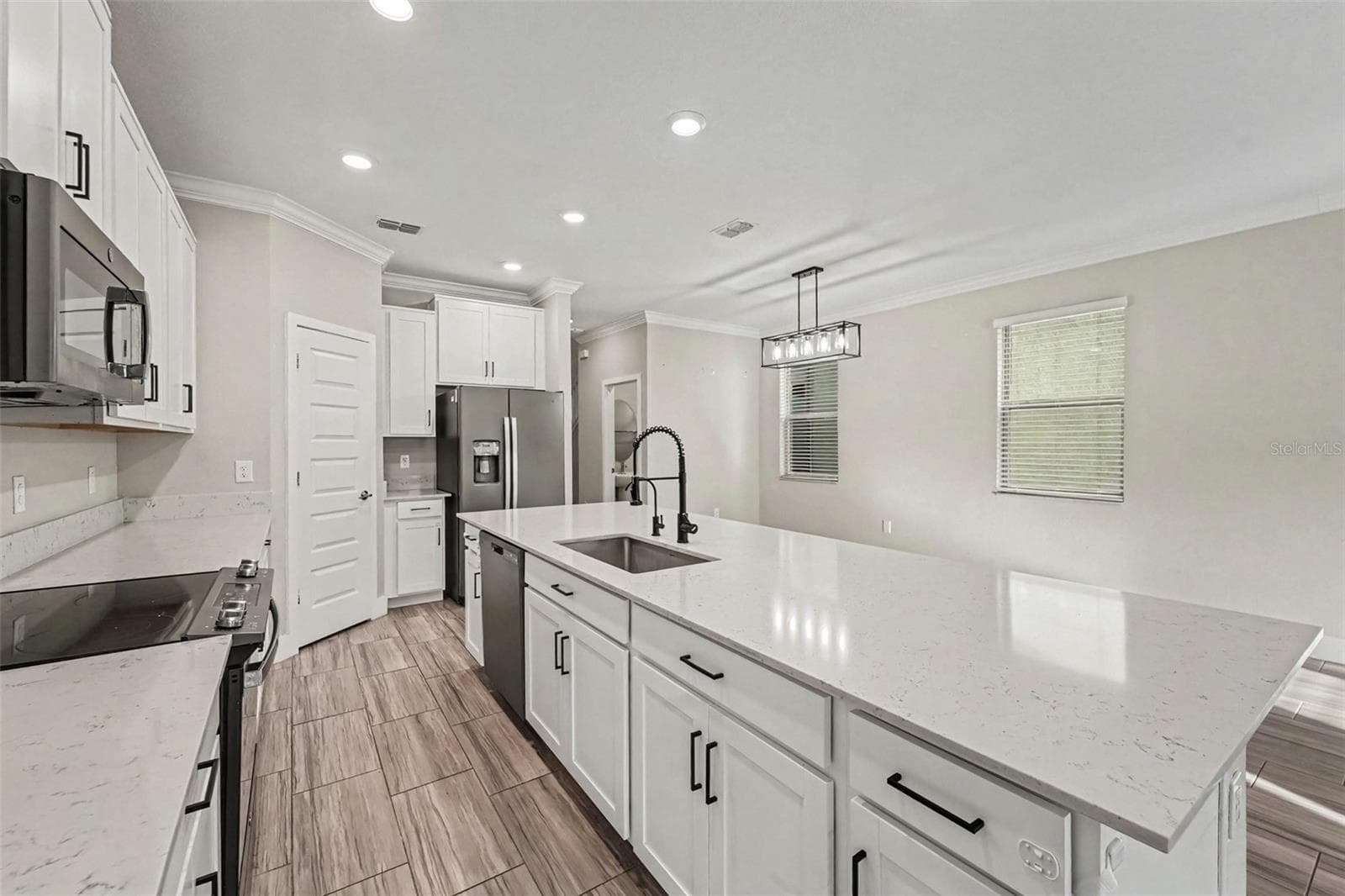 Single Family Residence at 9604 LITTLE BLUESTEM DR, LAND O LAKES, photo 10 of 32