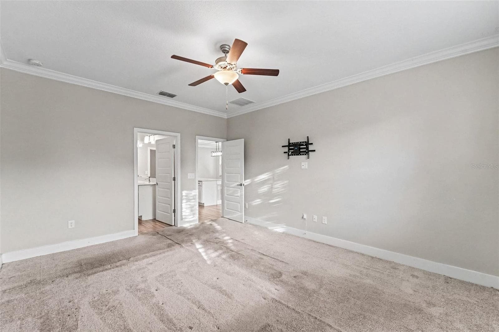 Single Family Residence at 9604 LITTLE BLUESTEM DR, LAND O LAKES, photo 12 of 32