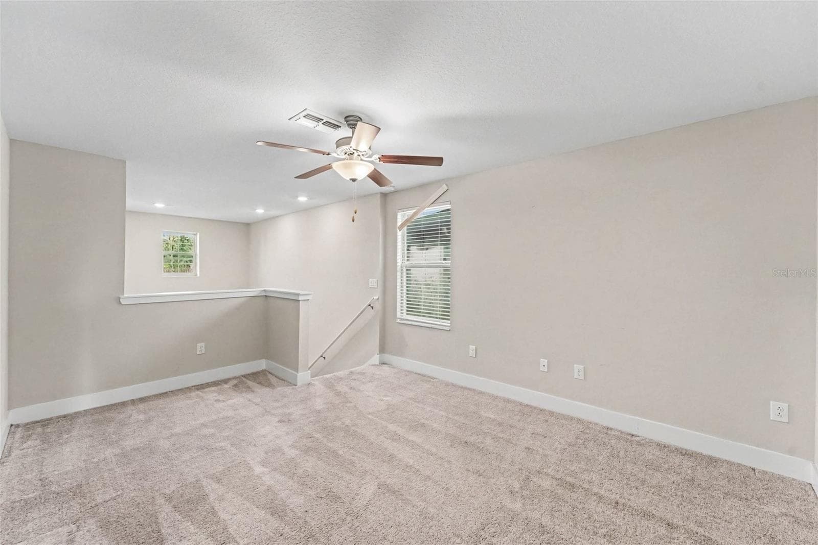 Single Family Residence at 9604 LITTLE BLUESTEM DR, LAND O LAKES, photo 19 of 32