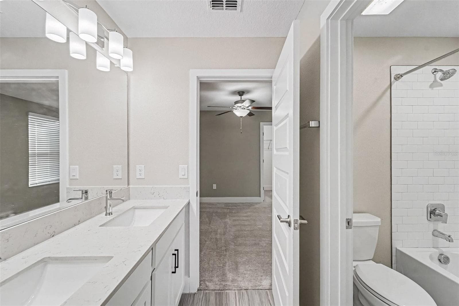 Single Family Residence at 9604 LITTLE BLUESTEM DR, LAND O LAKES, photo 22 of 32