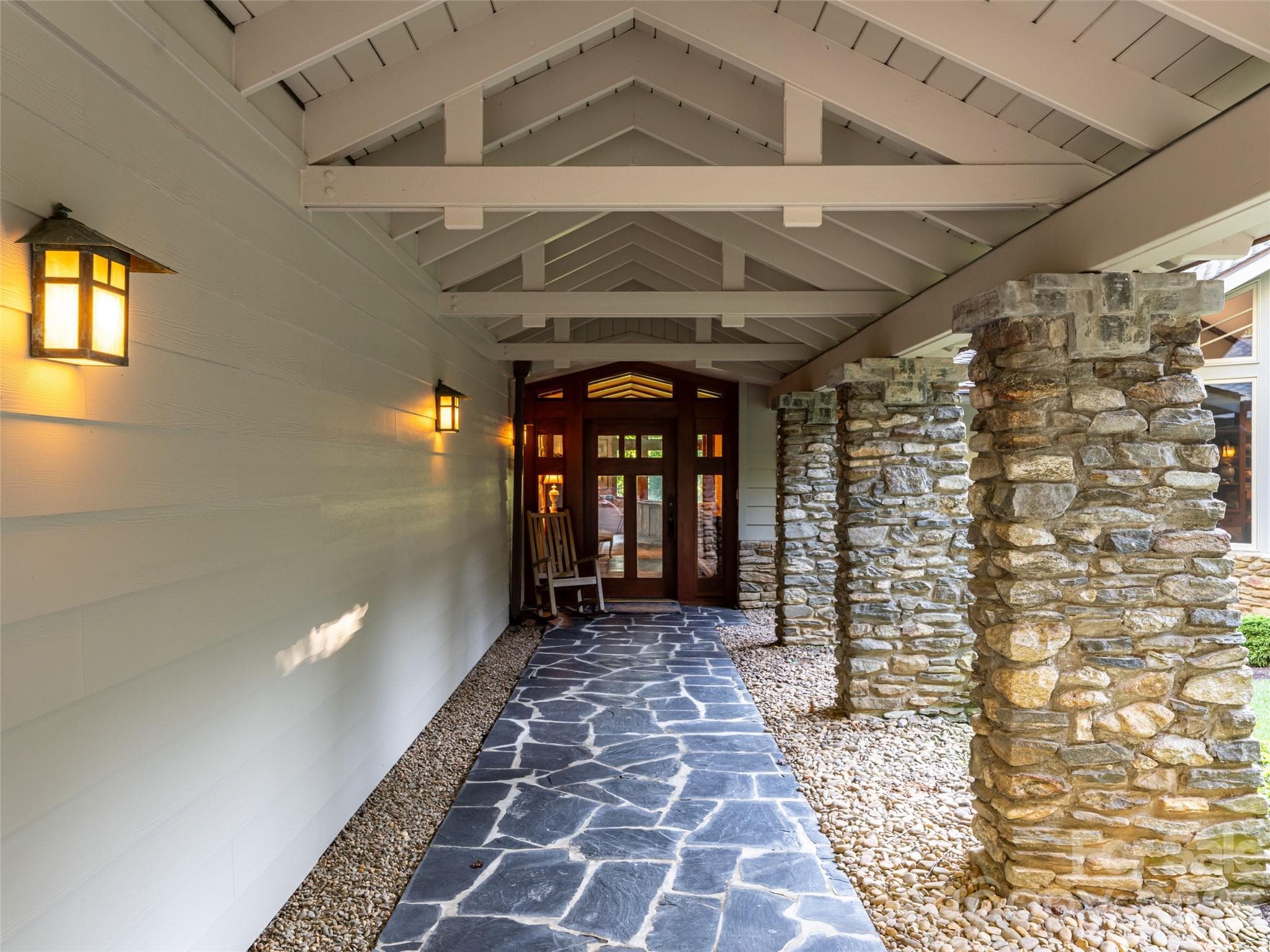 Front Entry Breezeway - 17 Amherst Road, Biltmore Forest