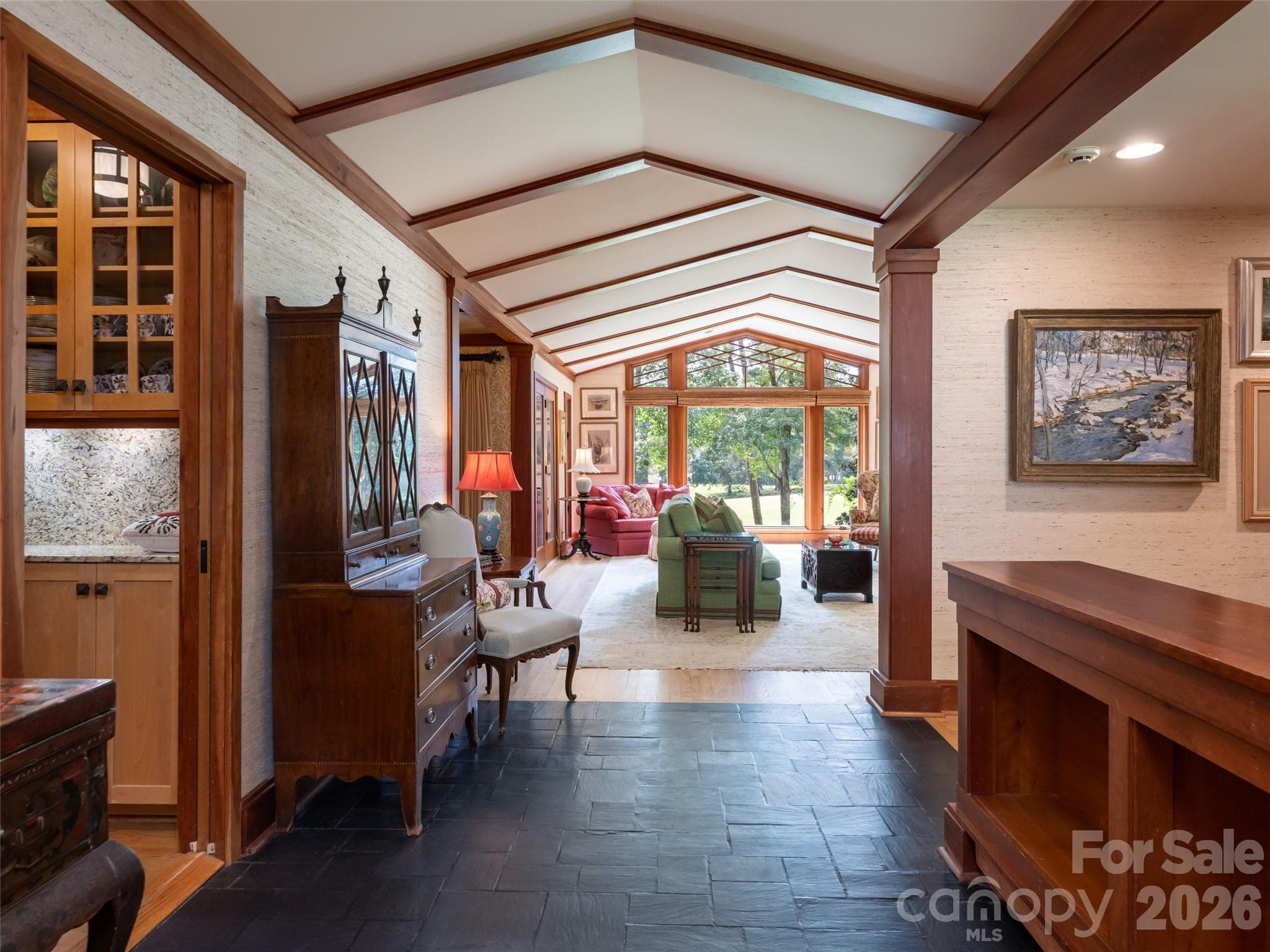 Front Entry 2 - 17 Amherst Road, Biltmore Forest