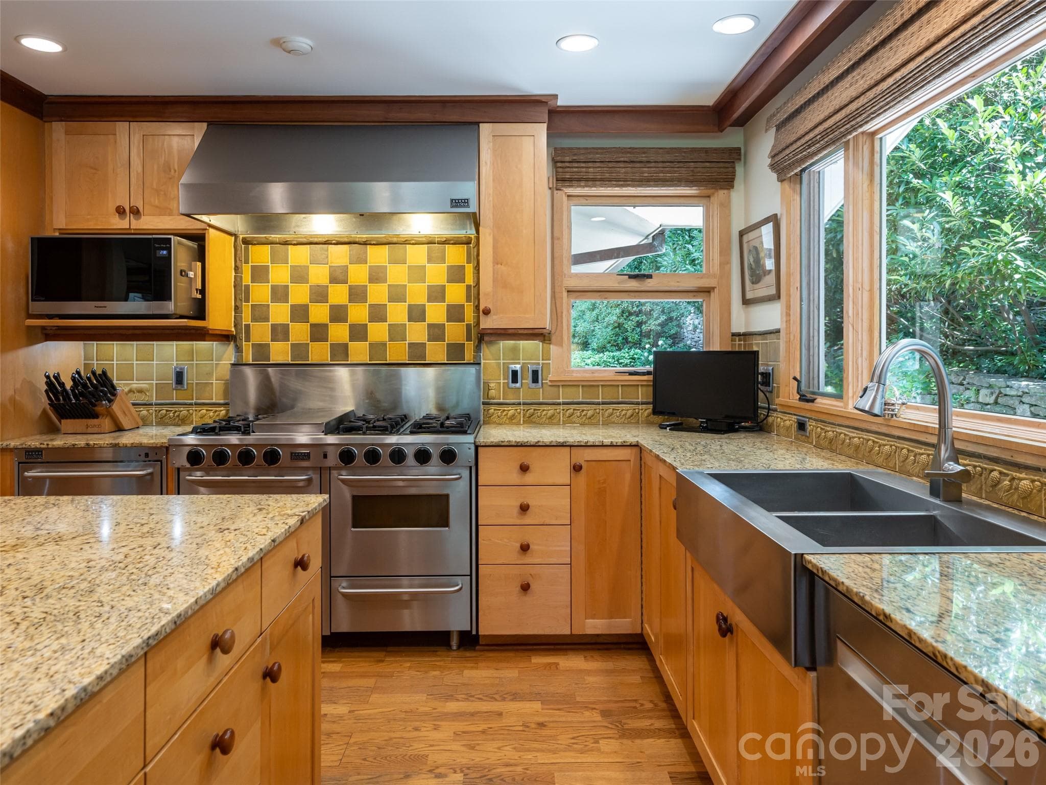 Kitchen 2 - 17 Amherst Road, Biltmore Forest