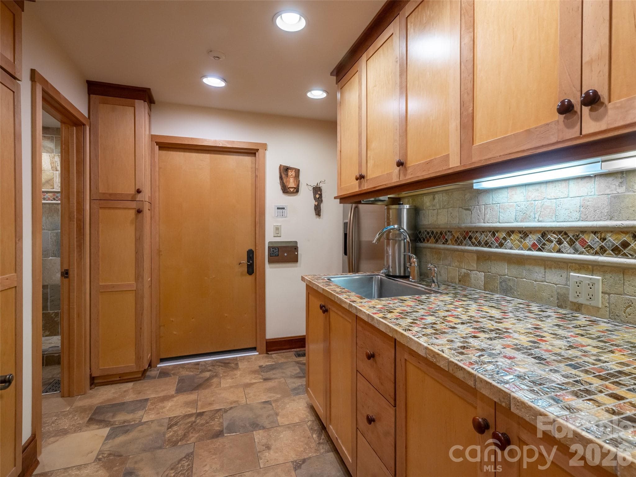 Laundry Room - 17 Amherst Road, Biltmore Forest
