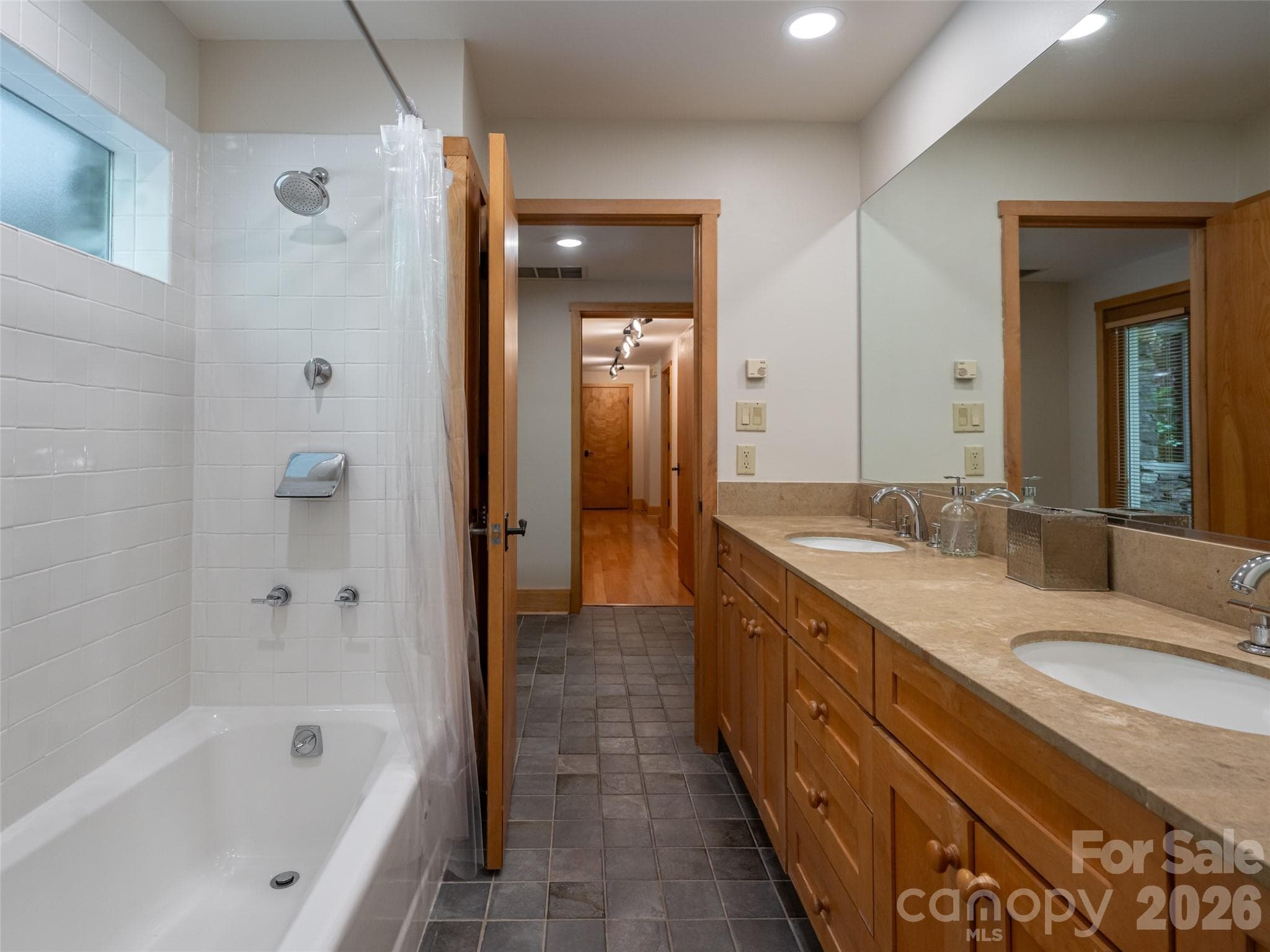 Lower Level Second Primary Bathroom - 17 Amherst Road, Biltmore Forest