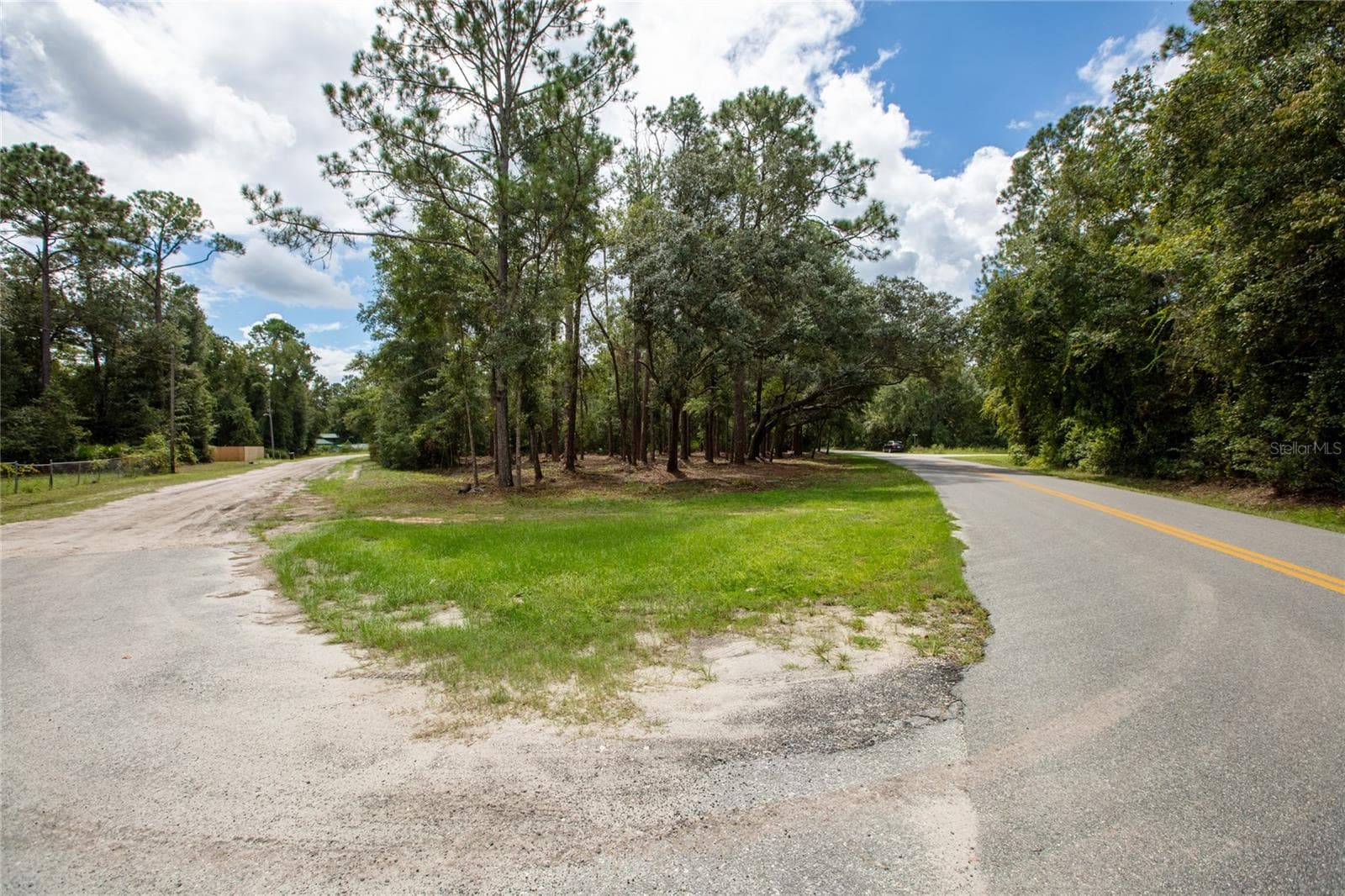Land at W HILLSBOROUGH AVE, FLORAHOME, photo 3 of 18