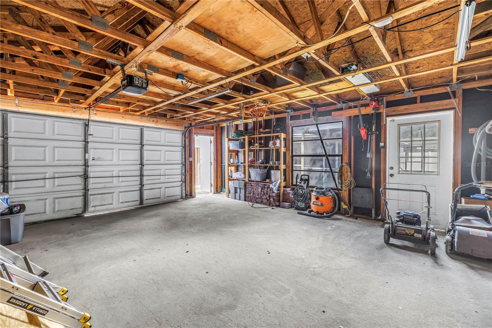 Oversized Garage - 7740 40TH TER N, ST PETERSBURG