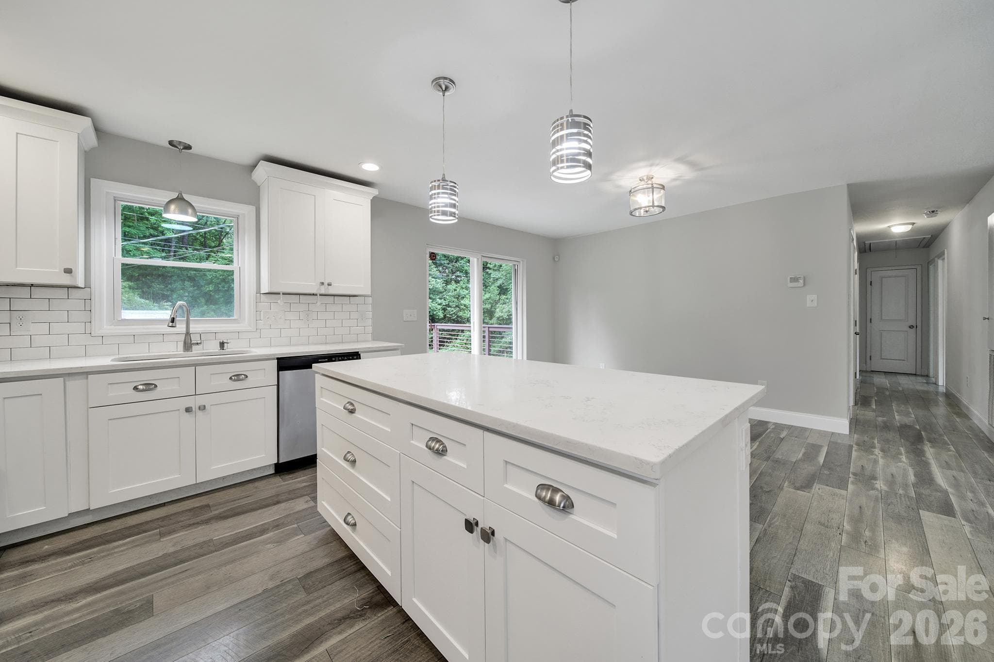 Single Family Residence at 1200 Vickie Lane, Matthews, photo 8 of 29